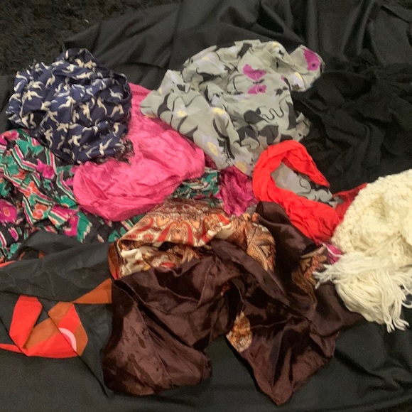 Accessories - Vintage scarfs (9)